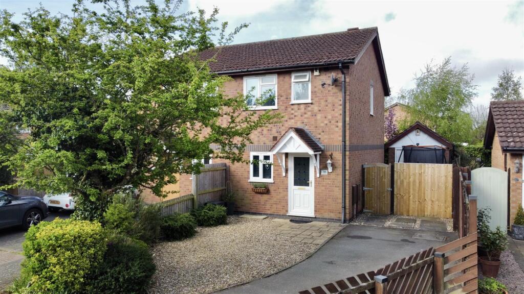 2-bed semi-detached on Barnard Way, Mountsorrel, Loughborough, £215,000