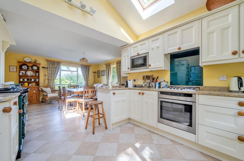House in Bathford, Bath and North East Somerset - View 4