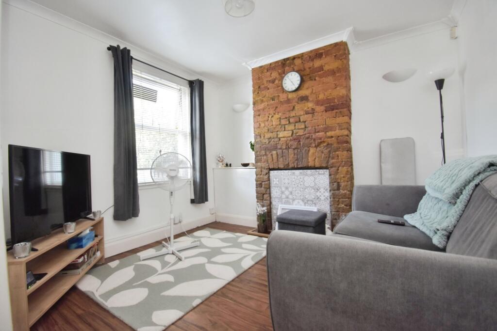 House in Bromley - View 3