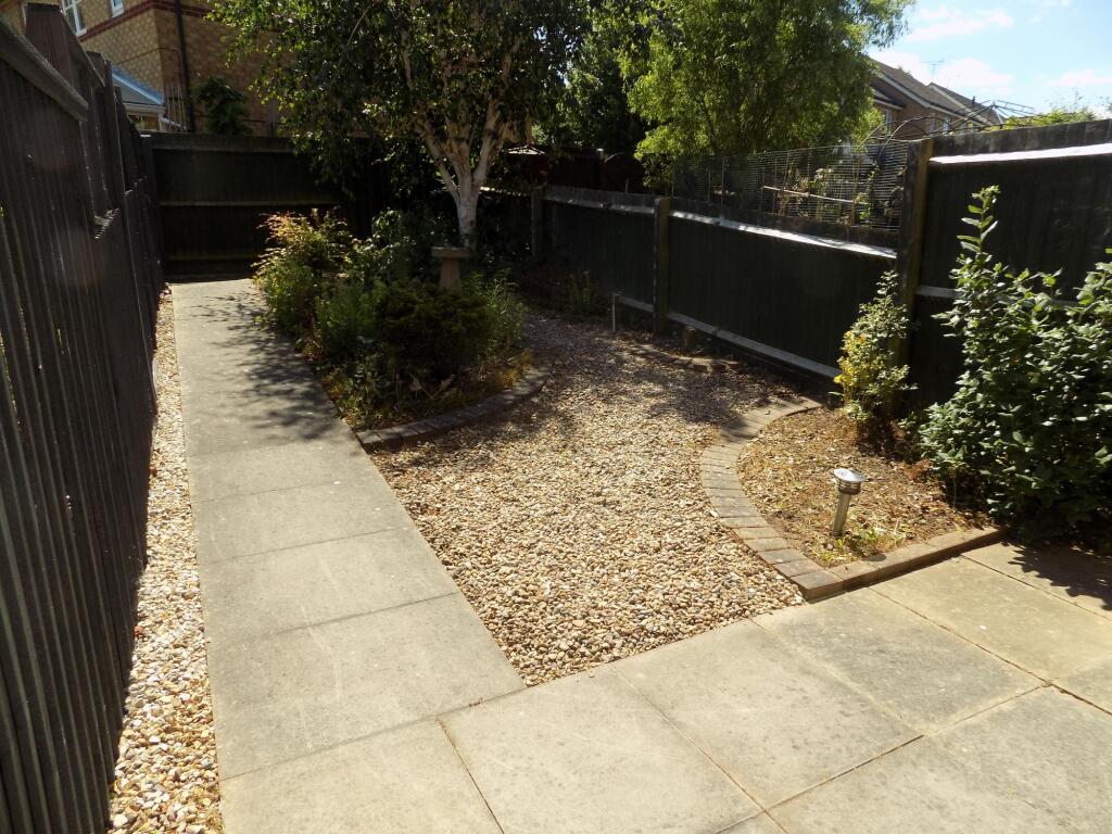 Nightingale Way, Bingham, NG13 - More