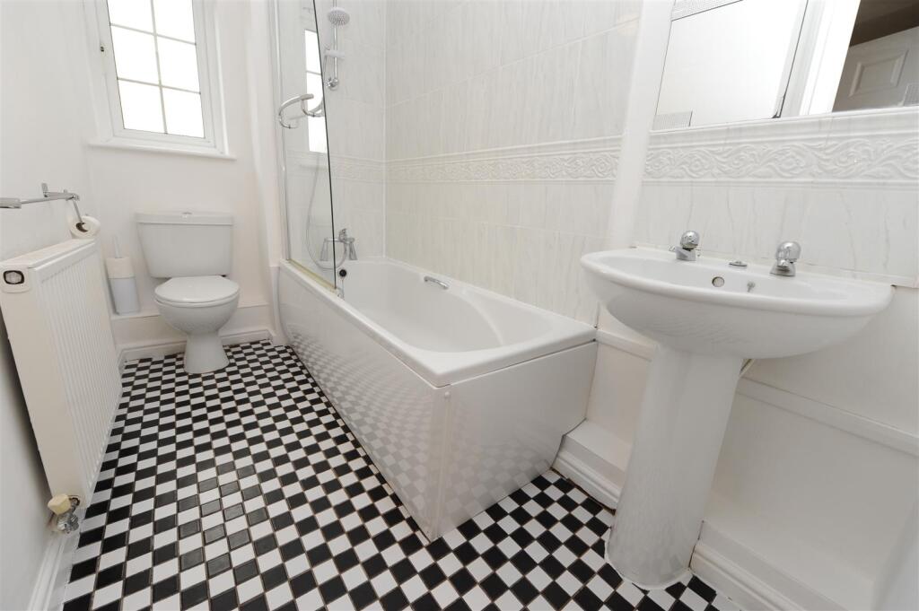 Additional image 7 of Loxley Close, Eccleshill, Bradford