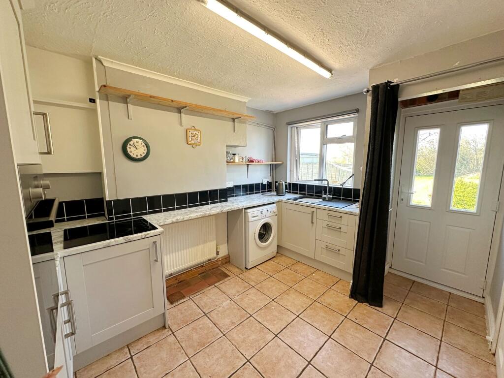 Throckmorton Road, Lower Moor, WR10 photo 3