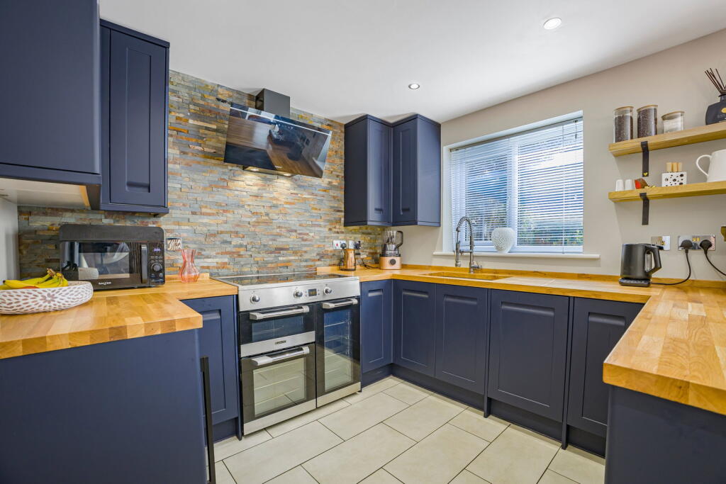 House in Stockton-on-Tees - View 5
