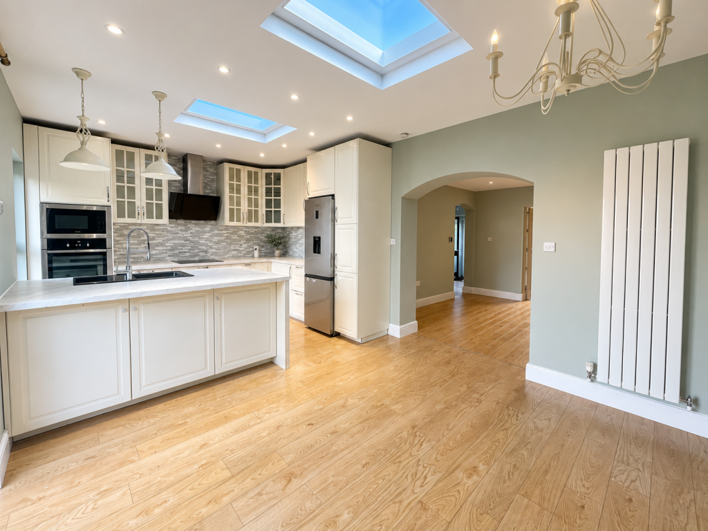 House in Dartford - View 2
