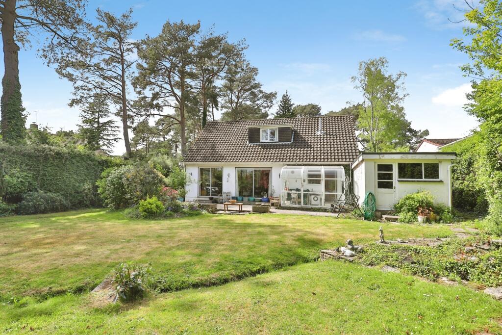 Main image of property: Gainsborough Road, Ashley Heath, Ringwood, Dorset, BH24