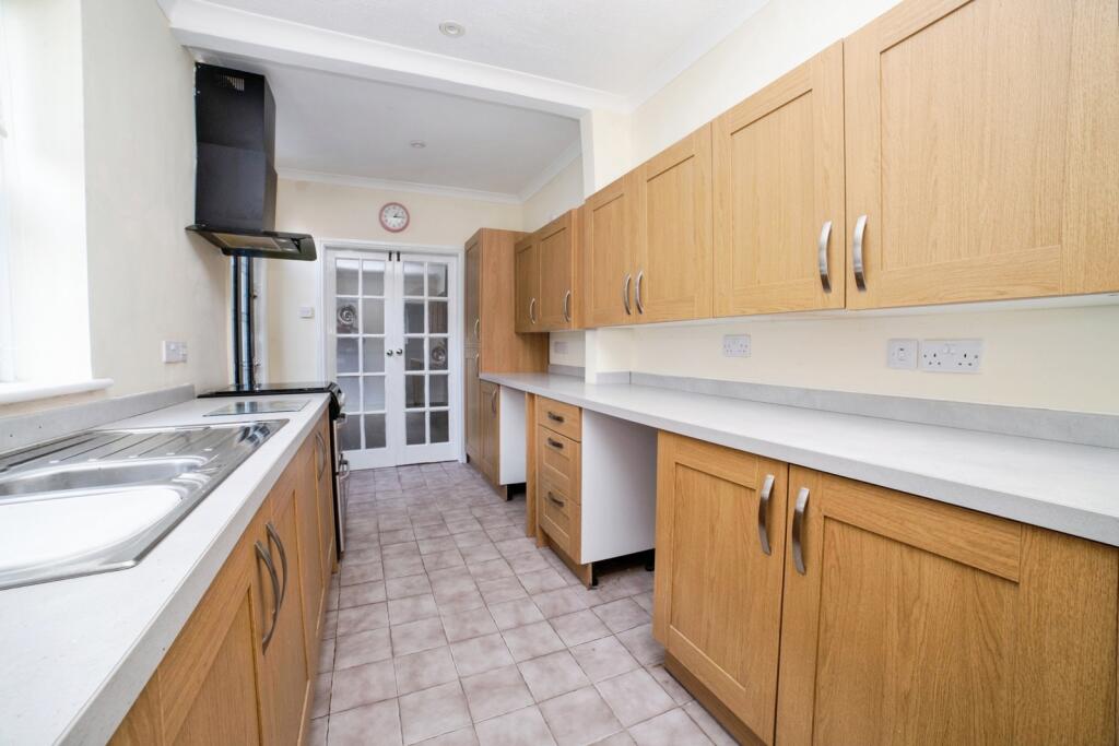 House in Ashfield, Kirkby-in-Ashfield, Sutton-in-Ashfield - More