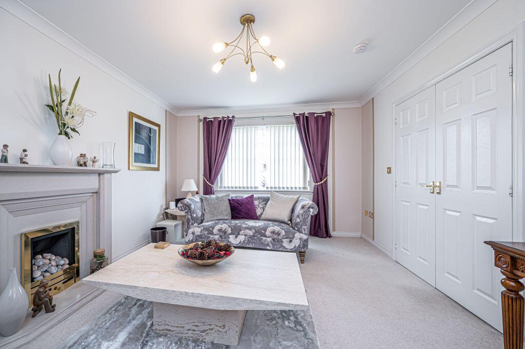 71 Braemar Drive, Dunfermline, KY11 8ES photo 3