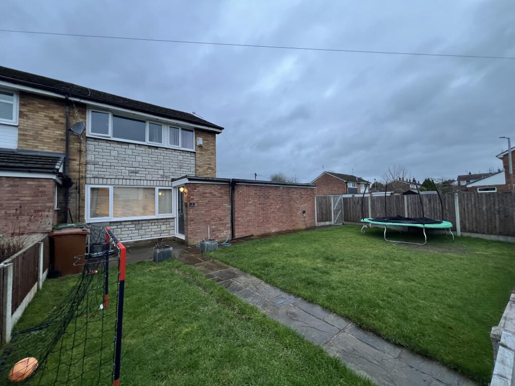 Main image of property: Dane walk, Reddish