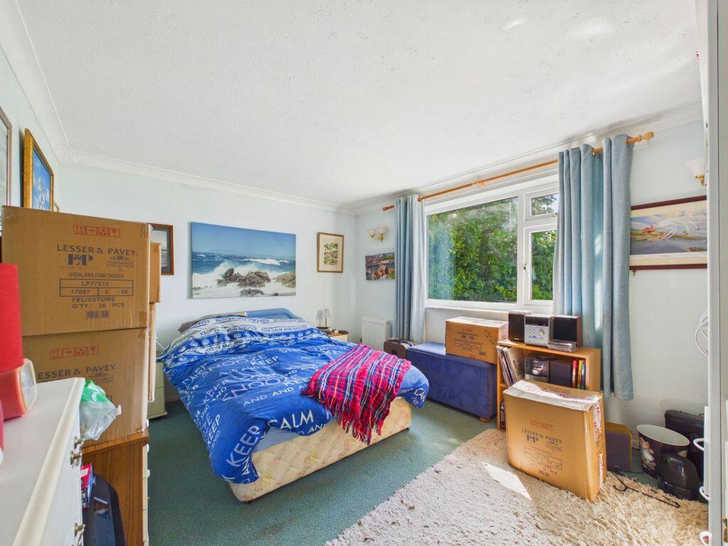 28 Bracken Close, Whitby photo 4