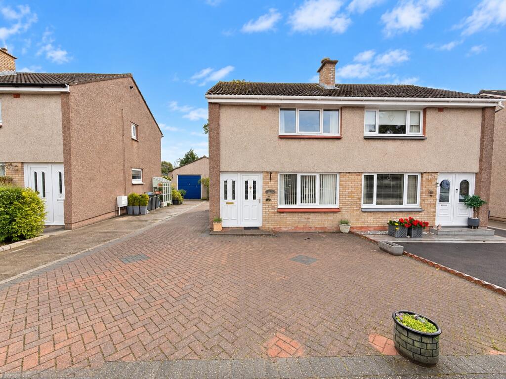 Main image of property: 42 Airds Drive, Dumfries, DG1 4EW