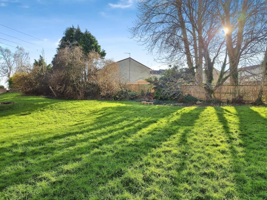 Bramham Drive, Harrogate photo 4
