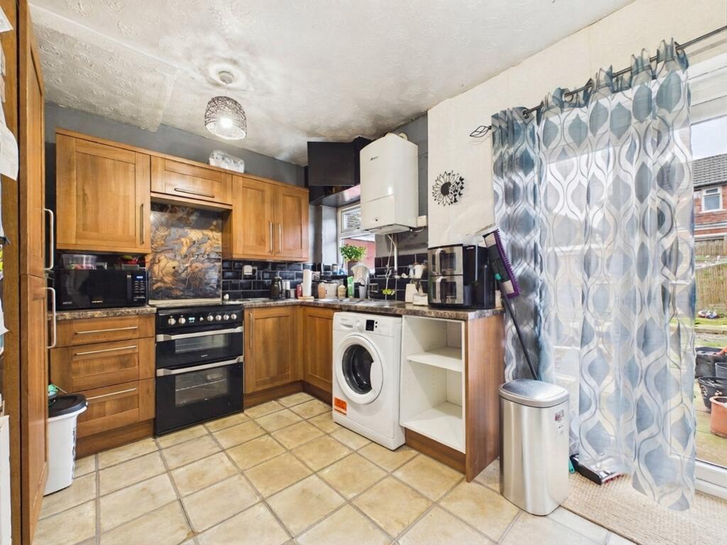 House in St Helens, Rainhill - View 4