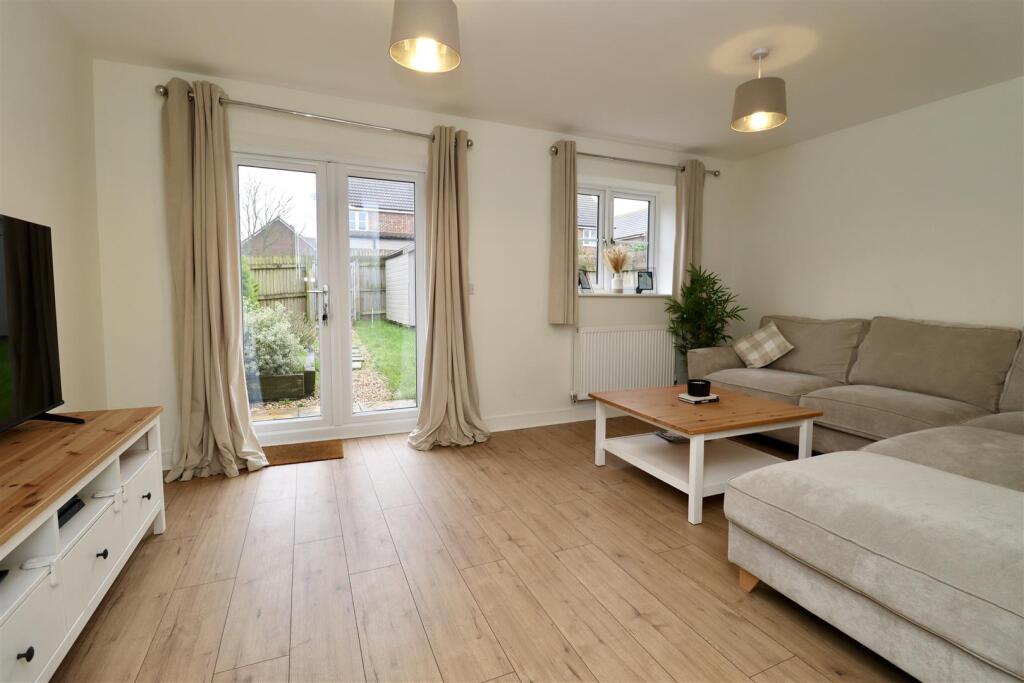 Maple Close, Market Weighton, York photo 2