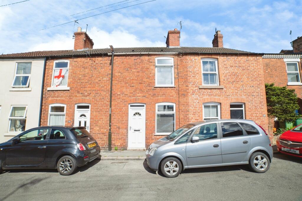 Main image of property: Wall Street, Ripley