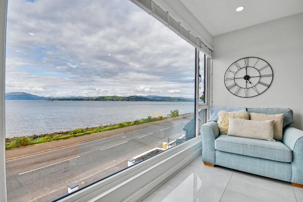 House in Paisley, Inverclyde - More