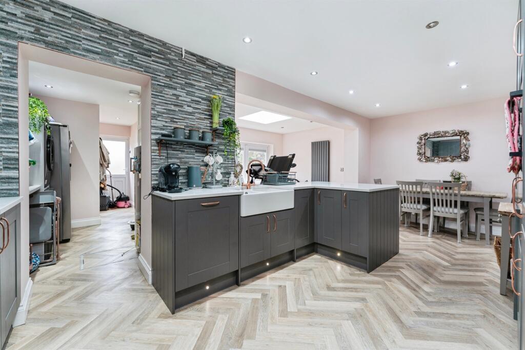 House in Fenland, March - View 4