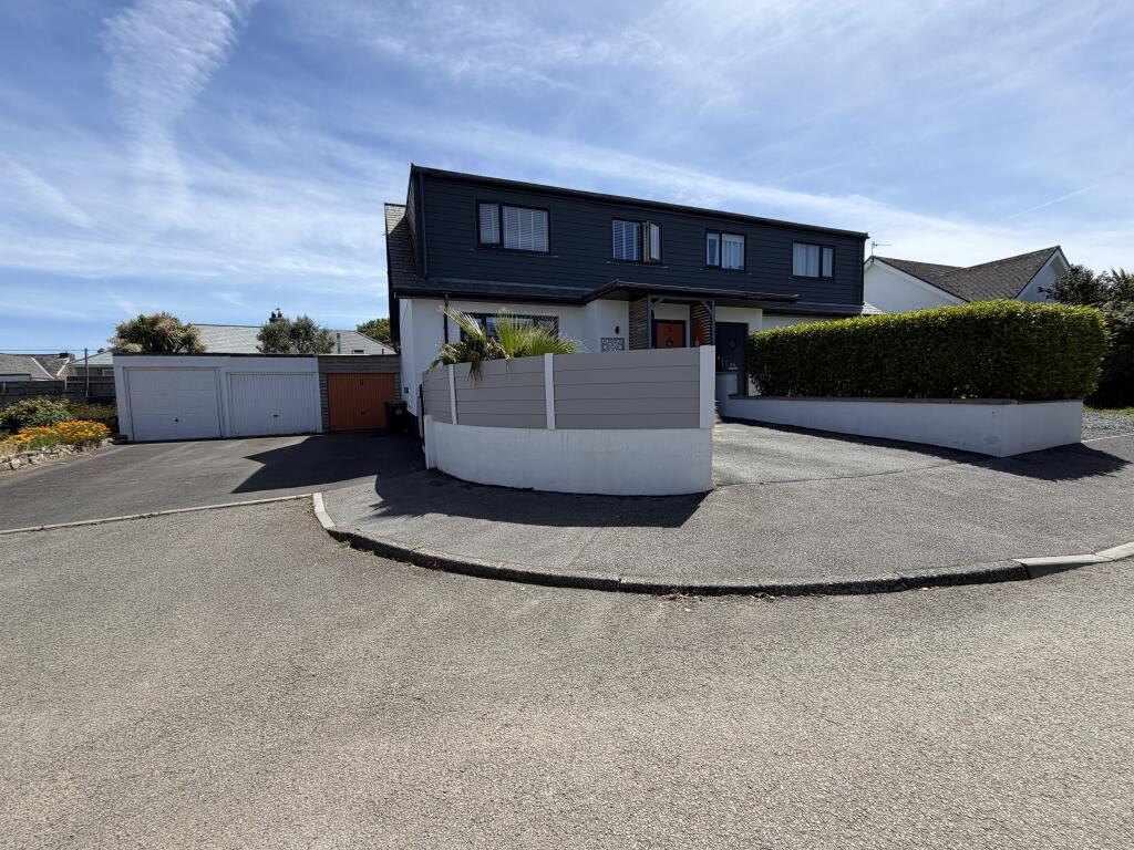 Henwood Crescent, Newquay, TR7