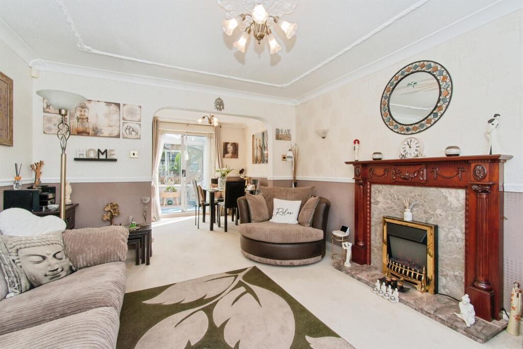 House in Wakefield, West Yorkshire - View 5