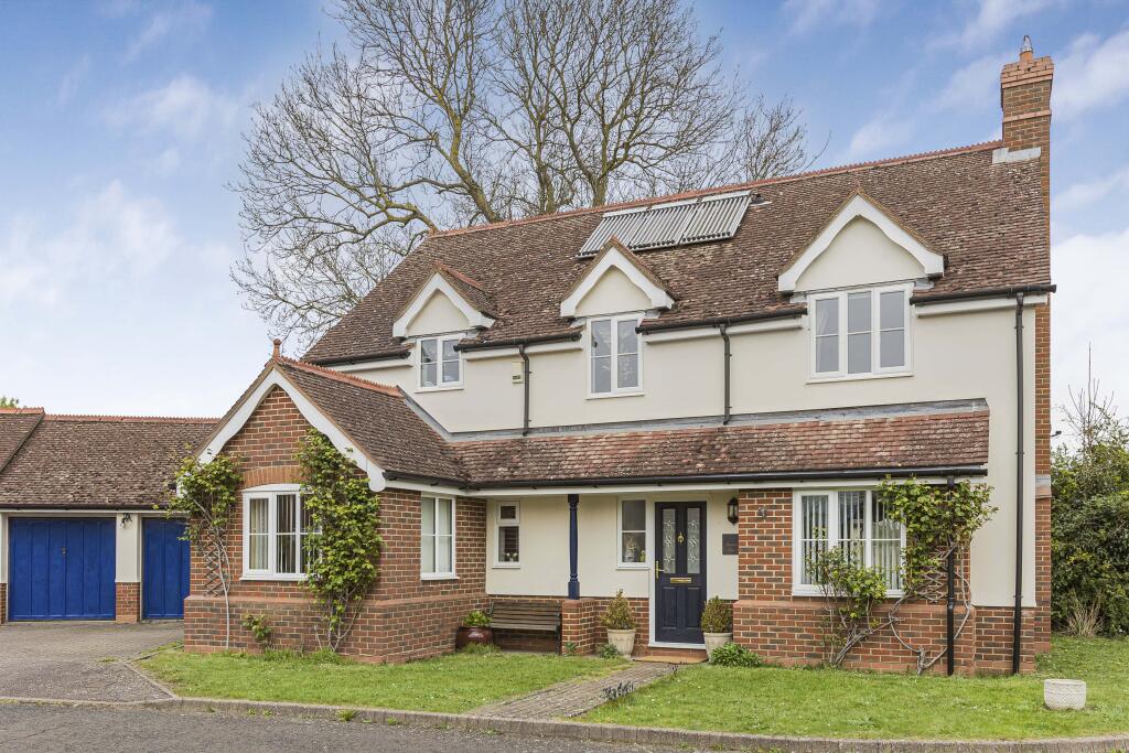 Main image of property: Duncots Close, Ickleford, SG5