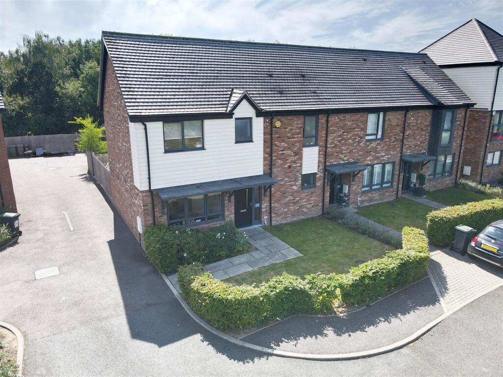 Main image of property: Park View, Chigwell