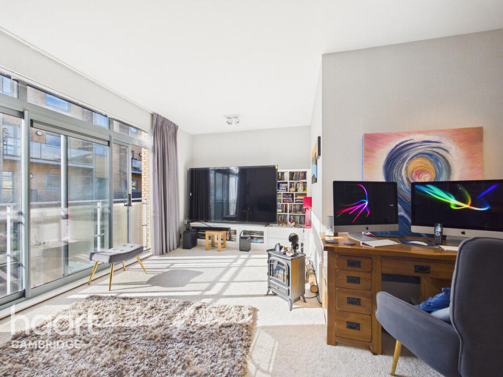 House in Cambridge, Petersfield - View 5