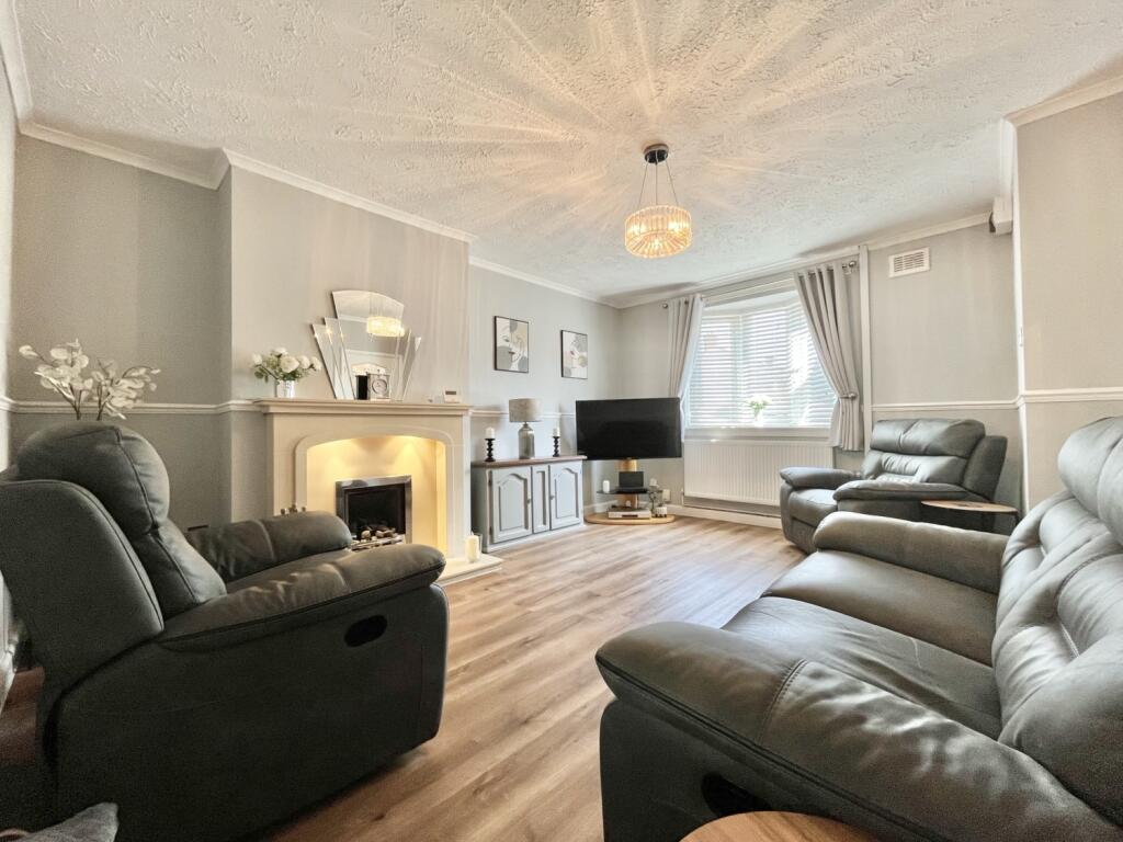 Myatt Avenue, Wolverhampton photo 4