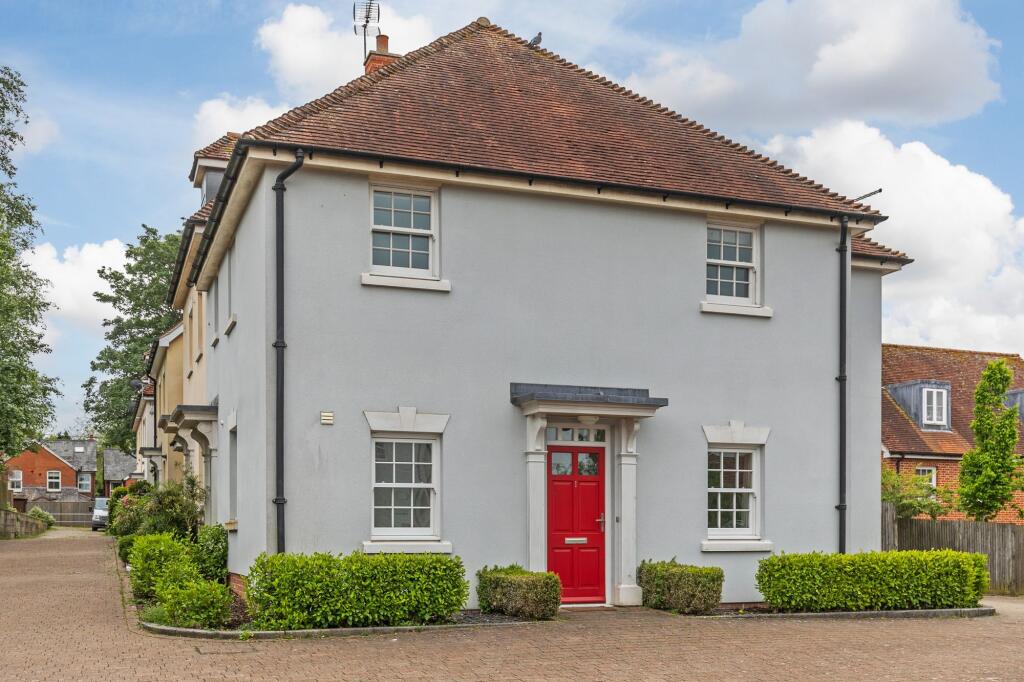 Main image of property: Burgage Mews, Alresford, SO24
