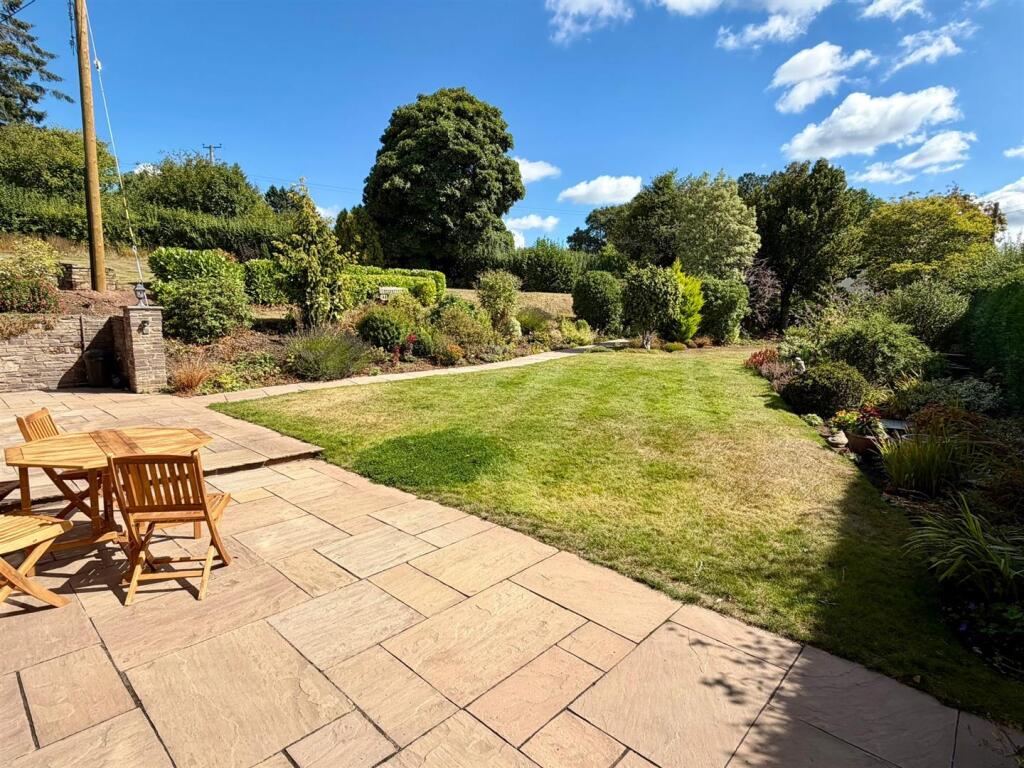 House in Aconbury, Herefordshire - View 3