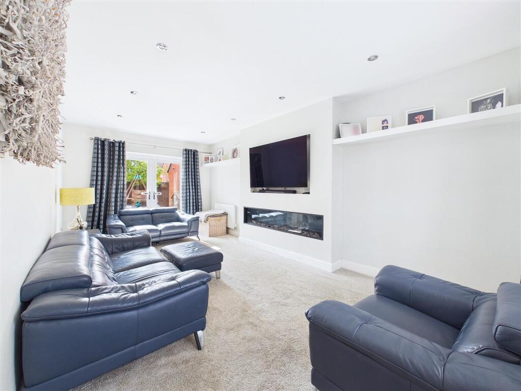House in Lichfield, Streethay - View 5