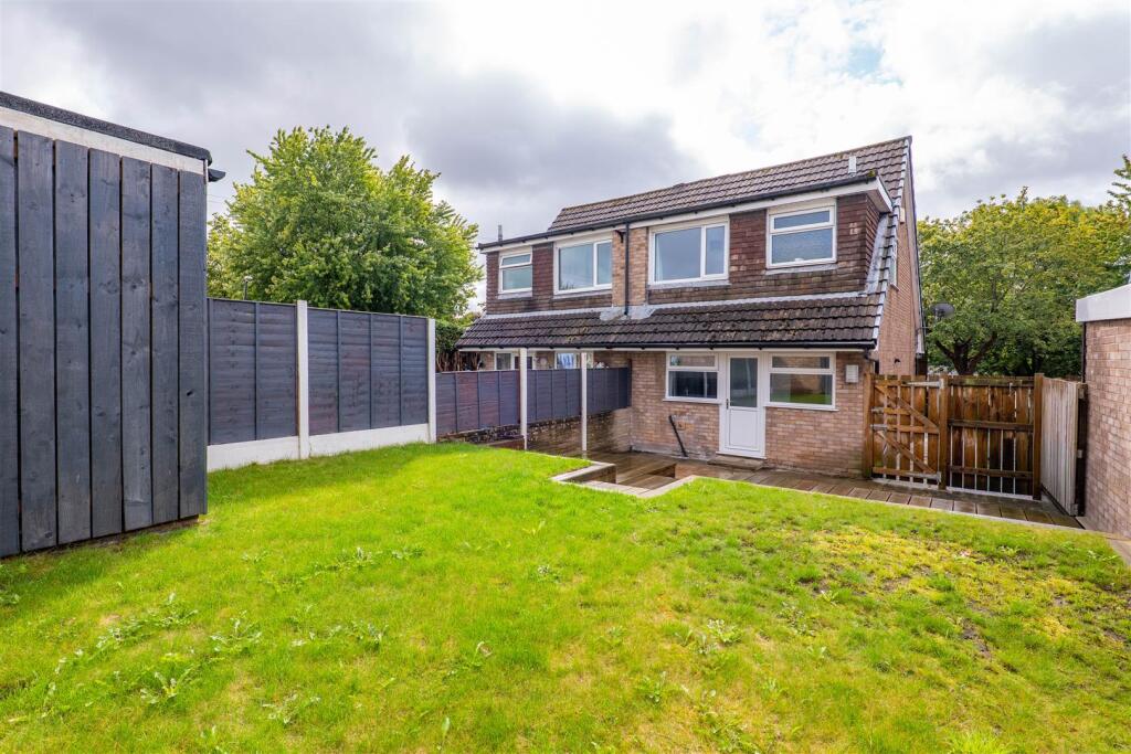 House in Chorley, Clayton-le-Woods - View 4