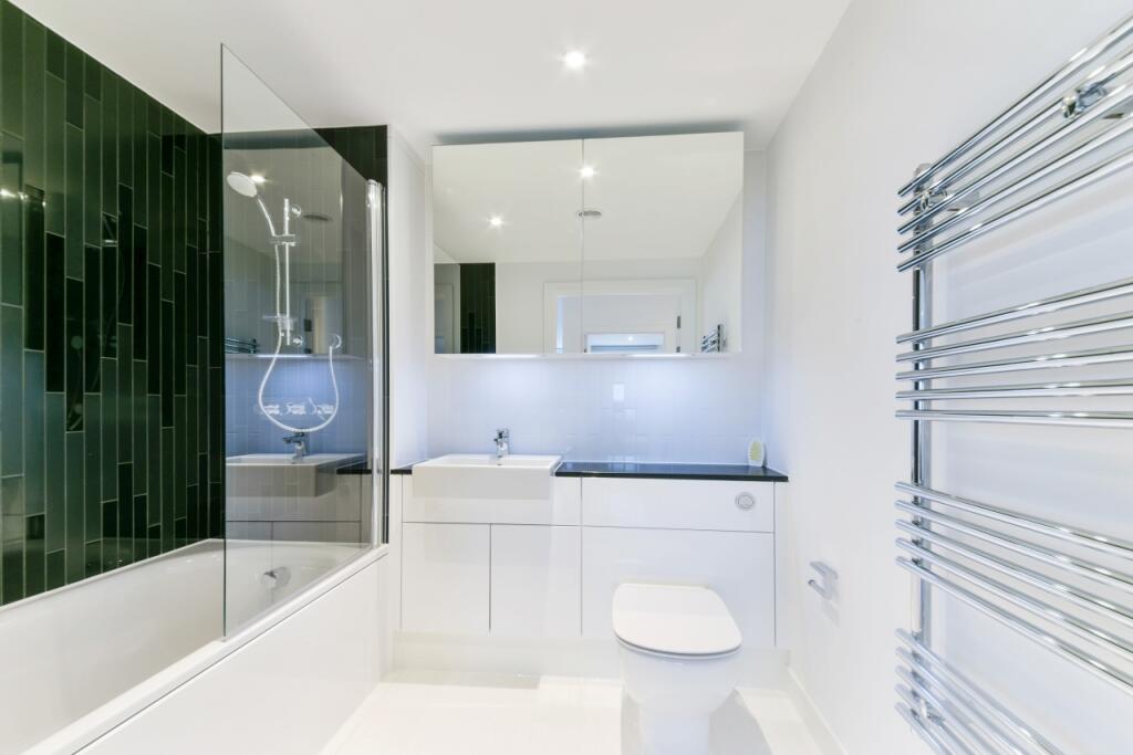 Apartment in London - View 4