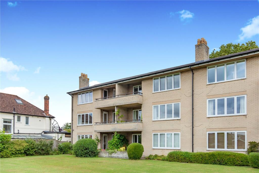 Main image of property: Linkside Avenue, North Oxford, OX2