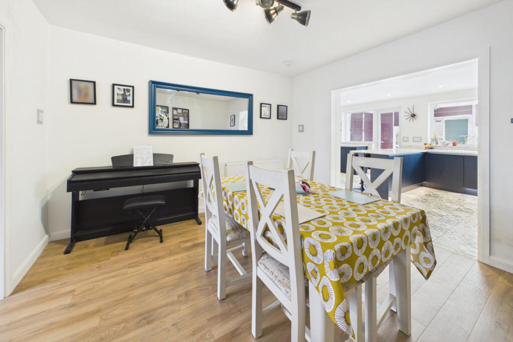 House in Hemel Hempstead - View 3