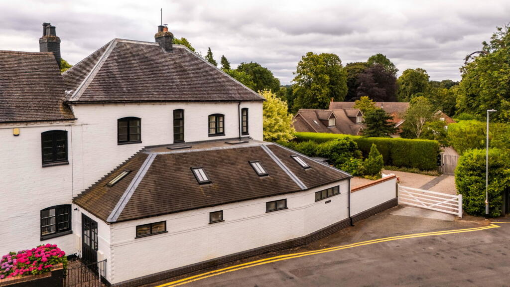 House in Walsall - View 2