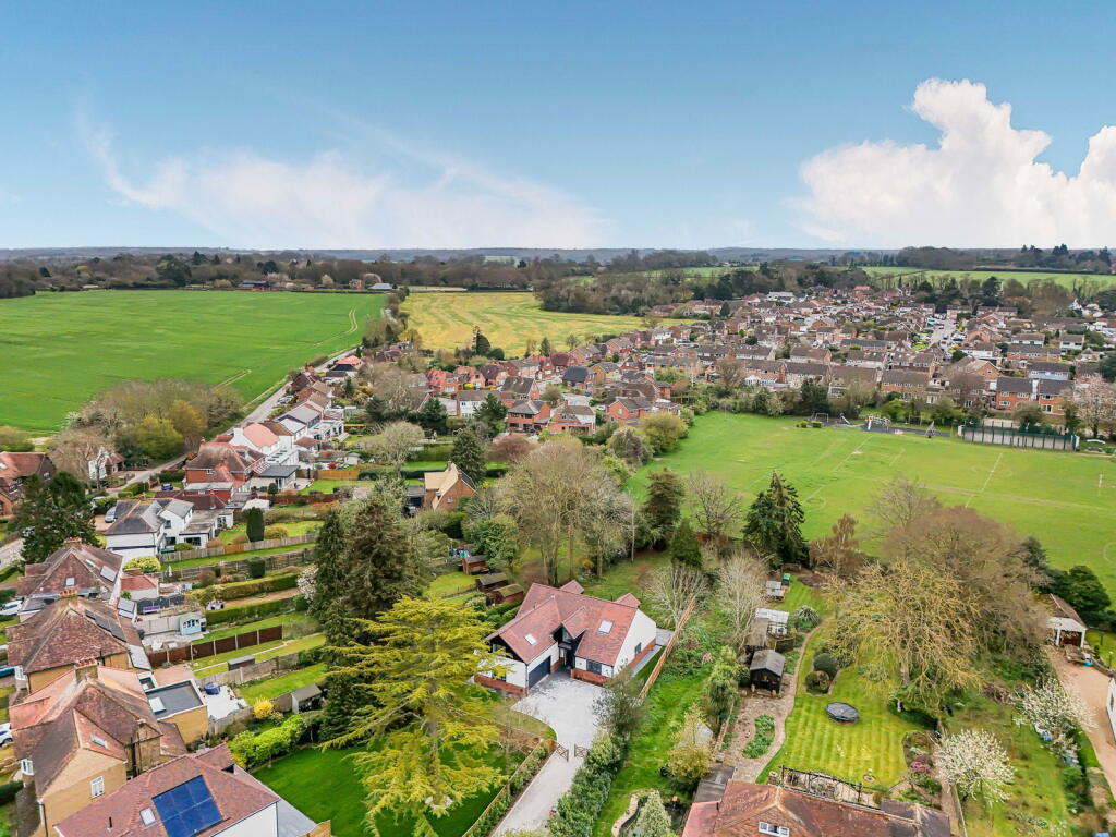 House in Gravesham, Meopham - View 4