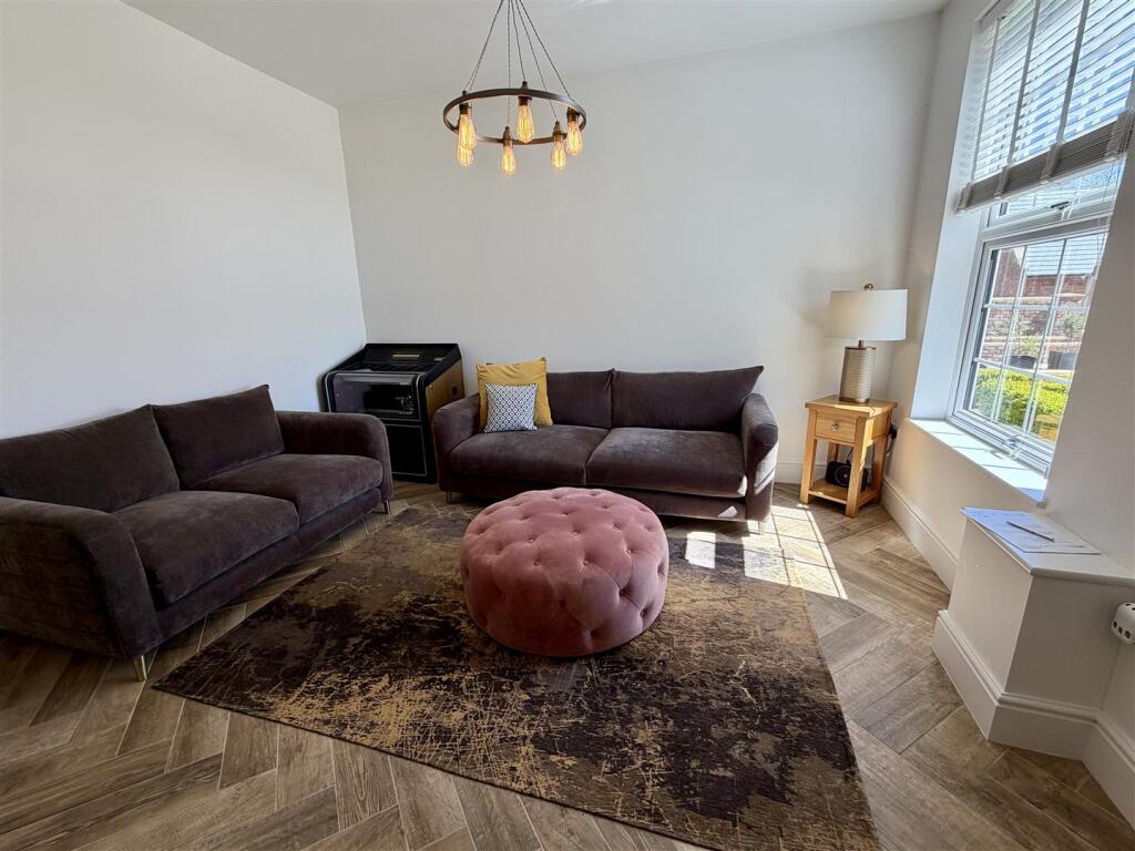 4, Rushford Grange, Pitchill photo 4