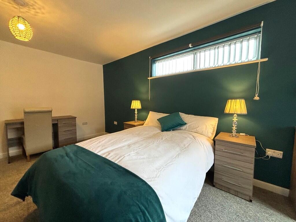 Additional image 3 of St Michaels Avenue, Yeovil