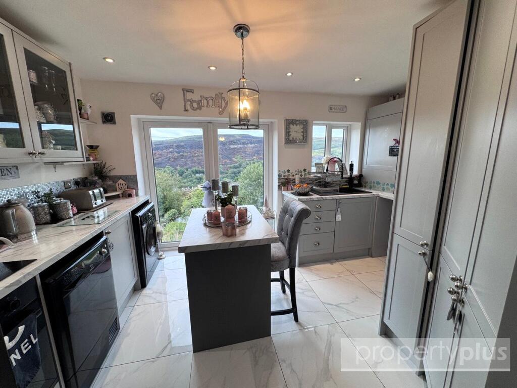 House in Cardiff - View 2