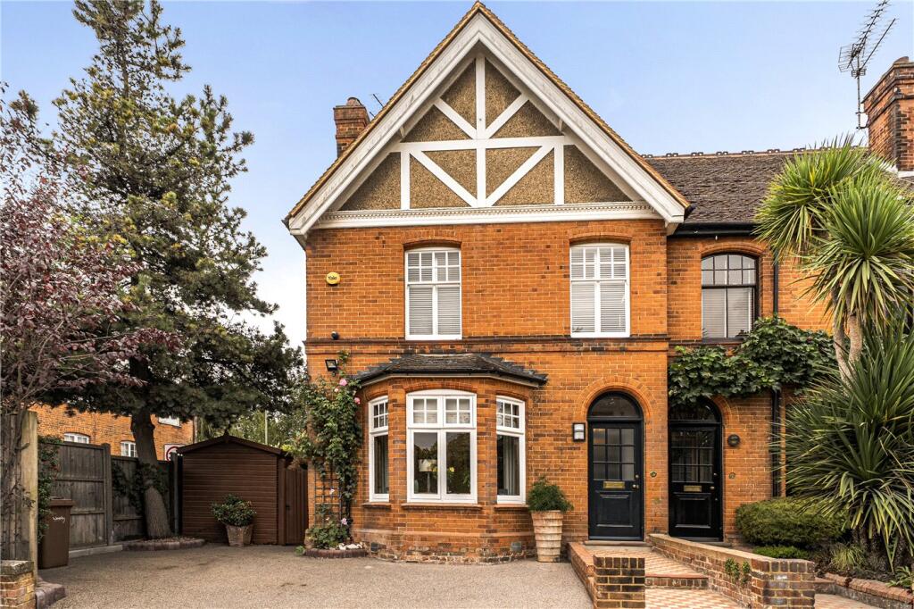 House in Guildford