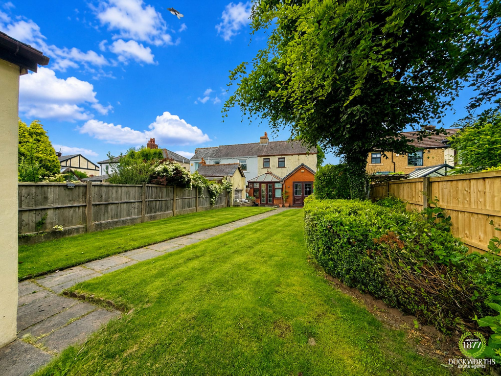 Hollins Lane, Accrington, BB5 photo 4