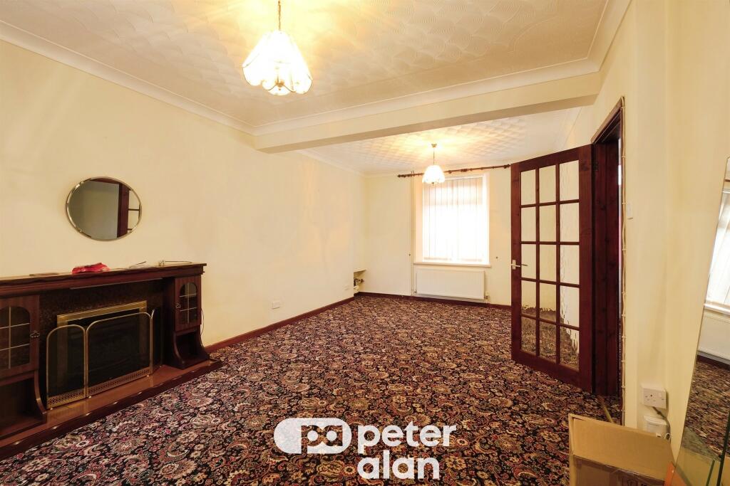 House in Cardiff, Llangynwyd Middle - View 4