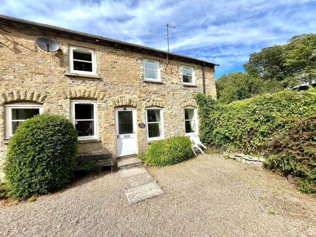 Main image of property: 3 Stable Cottages, Spennithorne, Leyburn