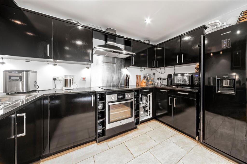 Apartment in London - View 4