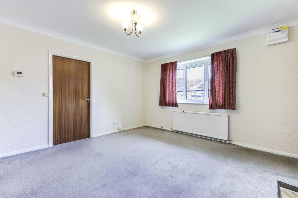 Town Street, Horsforth, Leeds, West Yorkshire, LS18 photo 3
