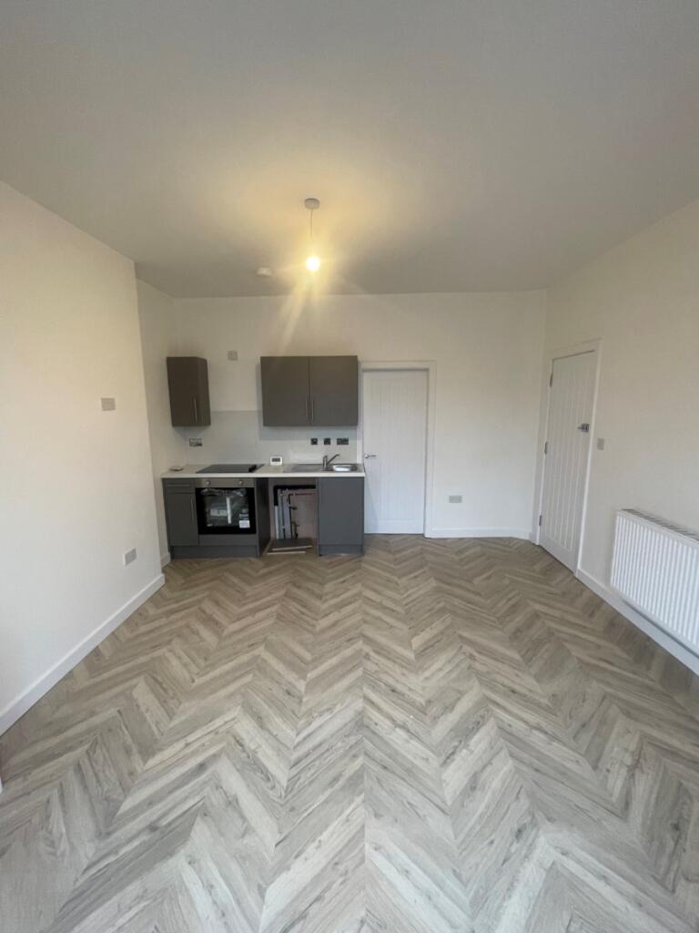 Apartment in Wigan - View 3