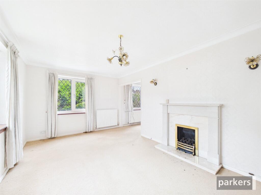 House in Twyford, Wokingham - View 4