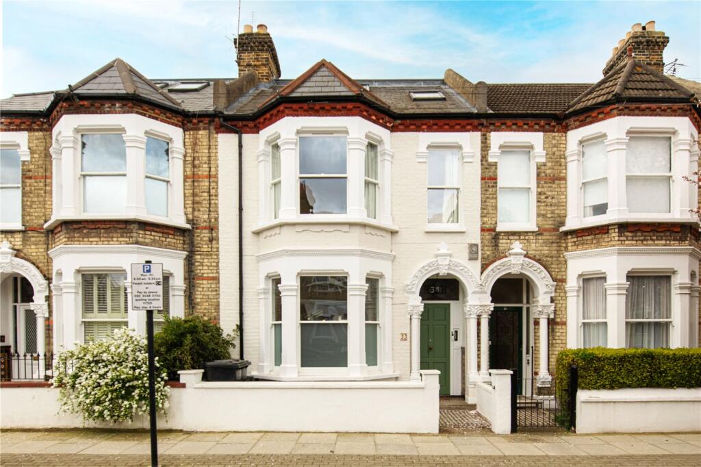 House in London - View 3