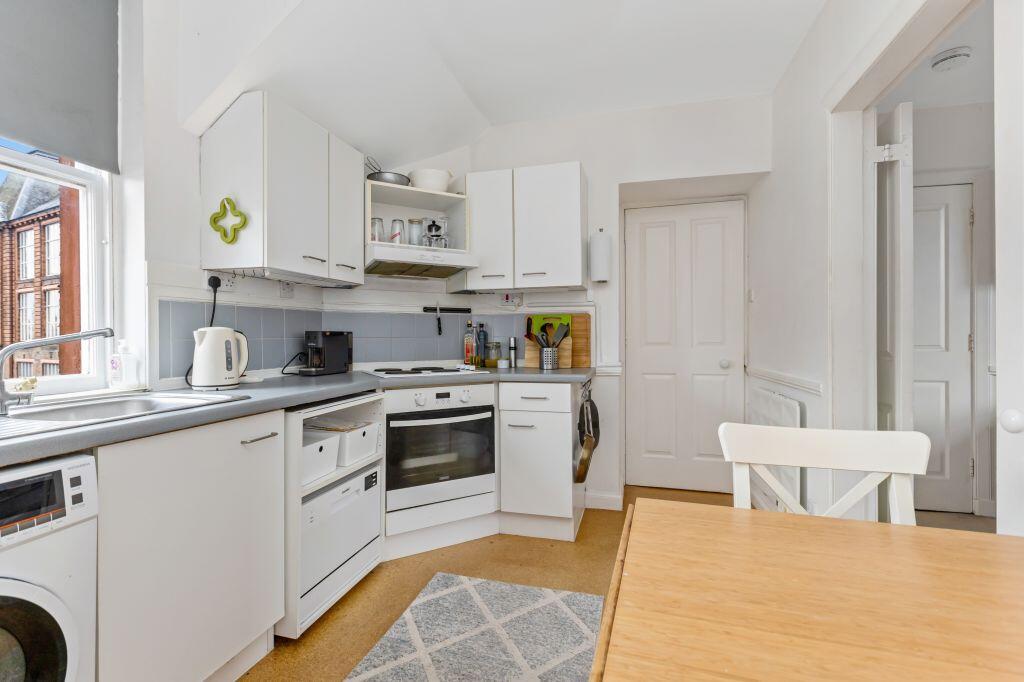 Apartment in Edinburgh, Lauriston, Tollcross - View 6