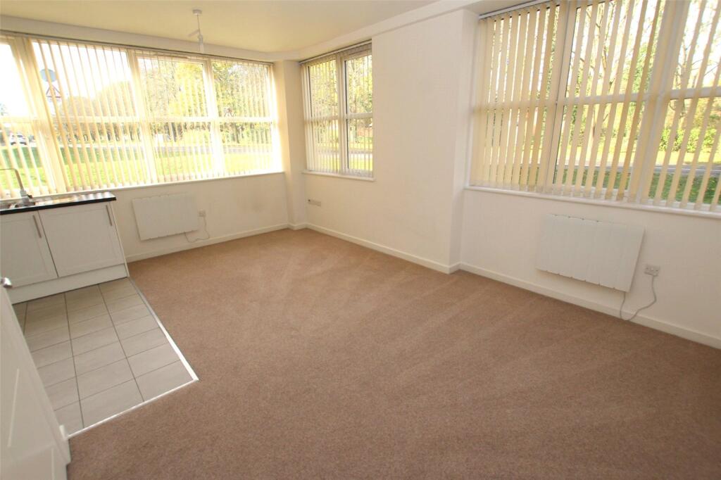 Emmview Close, Wokingham, Berkshire, RG41 - View 3