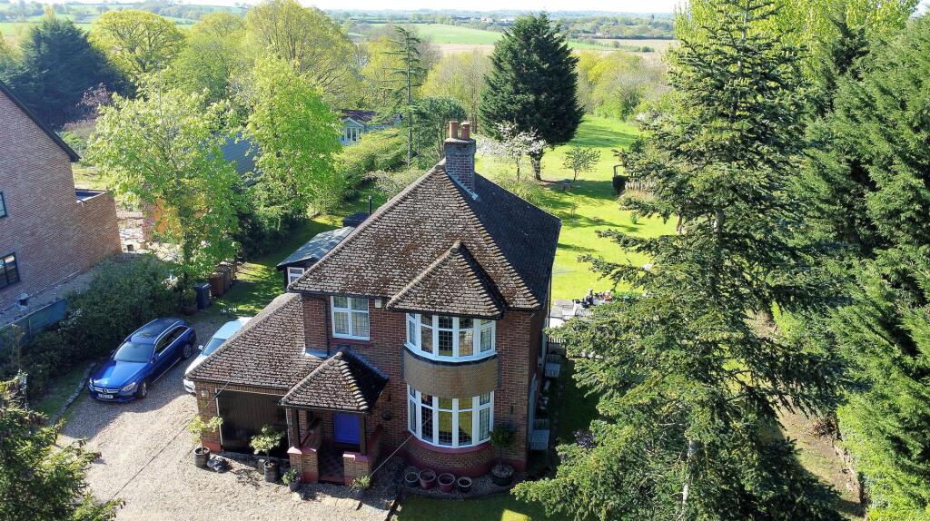 Main image of property: East Hanningfield Road, Sandon